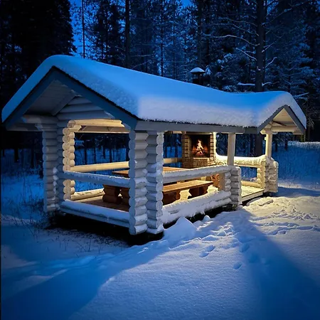 Evermore Yllaes Cozy Log Close To Services, 6 People * Ylläsjärvi