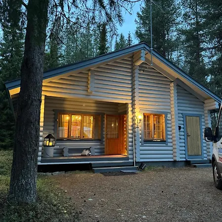 Vakantiehuis Cozy Log Close To Services, 6 People *