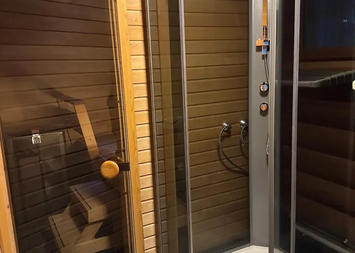 Cozy Log Close To Services, 6 People Tatil Evi